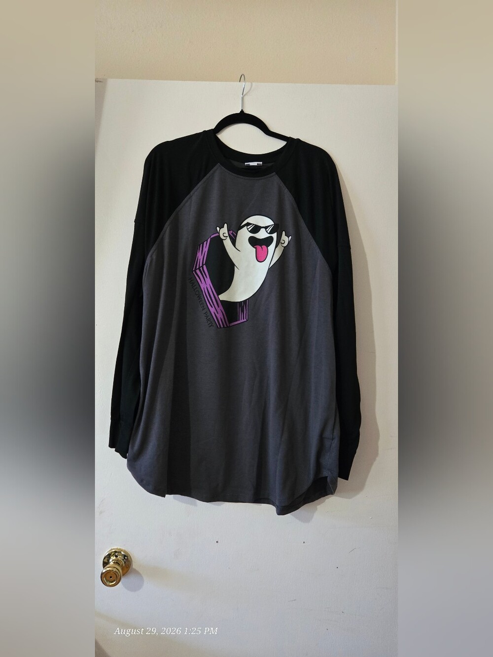 Women's Erin Gray&Black Raglan Shirt with Graphic Ghost W/Glow In Dark Applique